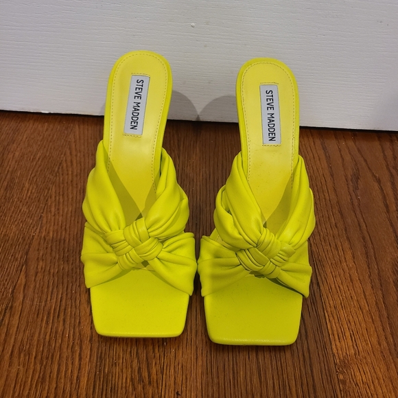 Women's New Size 8.5 Steve Madden Ismay Heeled Sandal - Picture 2 of 7